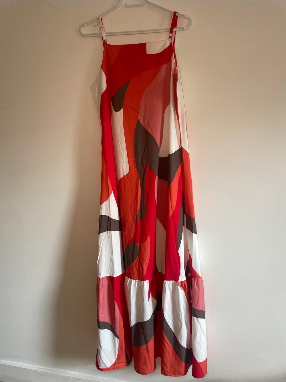 Abstract Red & White Sleeveless Maxi Dress - Picture 3 of 5